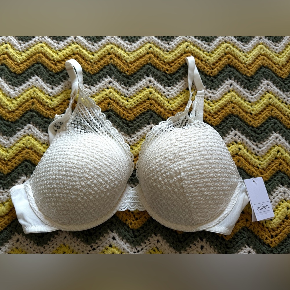 Auden White Textured Lace Bra